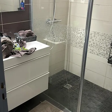 Apartment Bel Proche De La Nice