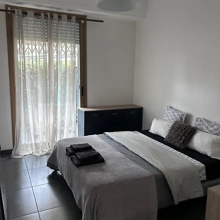 Bel Proche De La Apartment